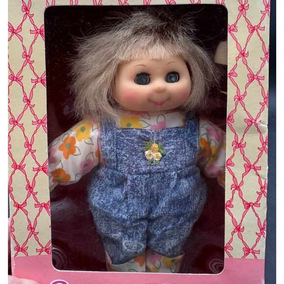 Vintage 1990 Sweetie Kids Doll Shelf Worn Box - Picture 4 of 12